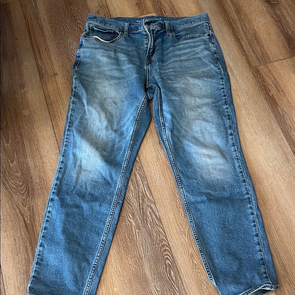 Old Navy Men's Straight Jeans in Blue